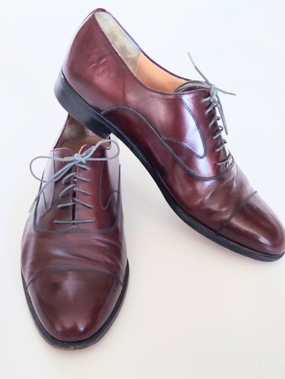 Salvatore Ferragamo Mens Size 9.5 EE Bordeaux Leather Cap Toe Oxford Dress Shoes